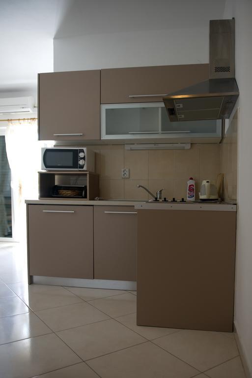 Srima Apartment *